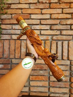Điếu cày rút mini gỗ hương đỏ trạm rồng nổi
