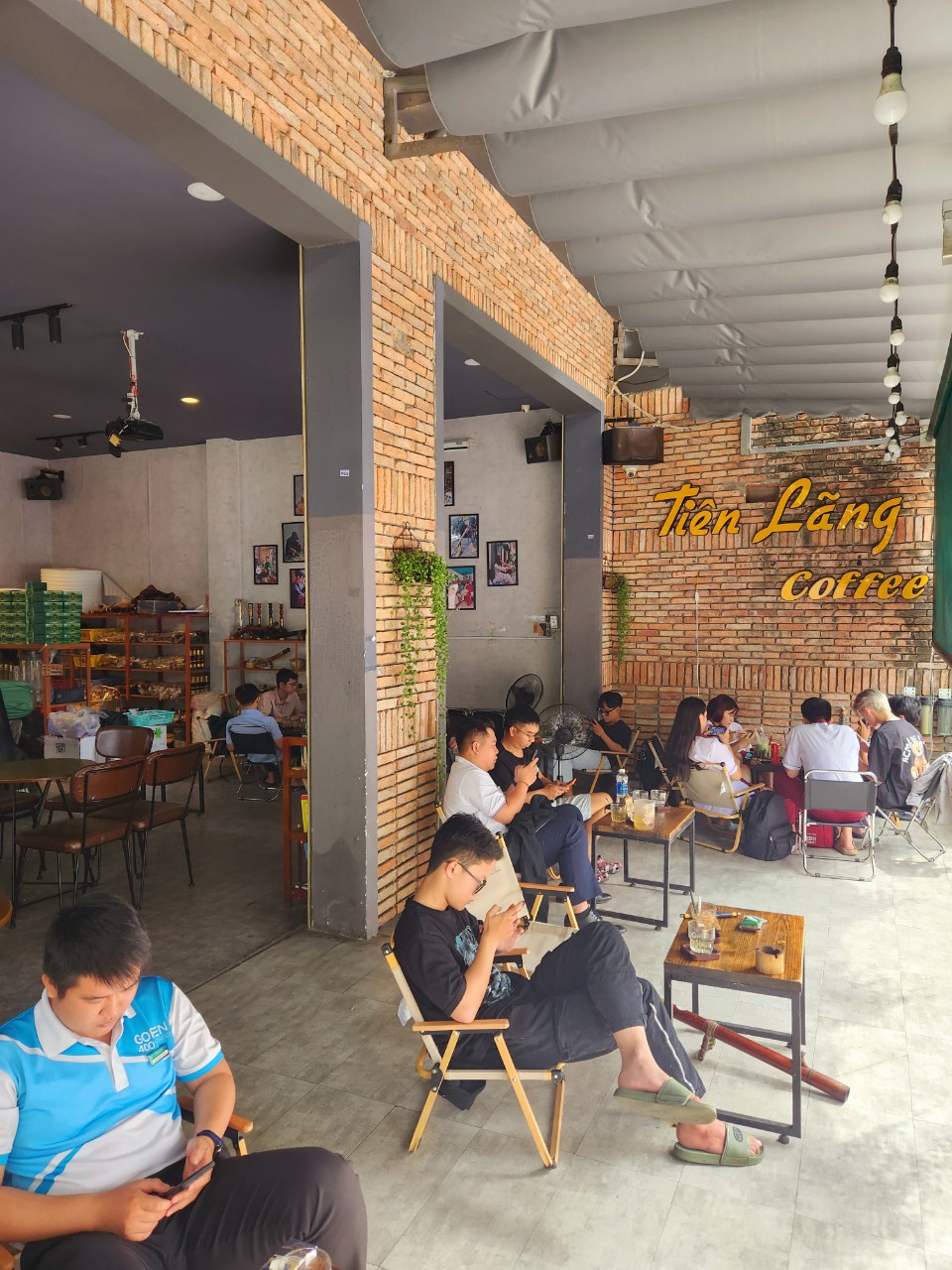 Cafe thuốc lào điếu cày tại Sài Gòn HCM