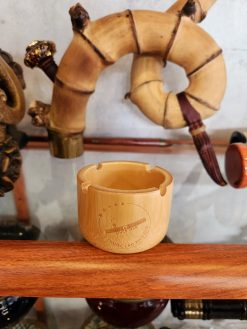 Gạt tàn tre đựng tàn thuốc lào