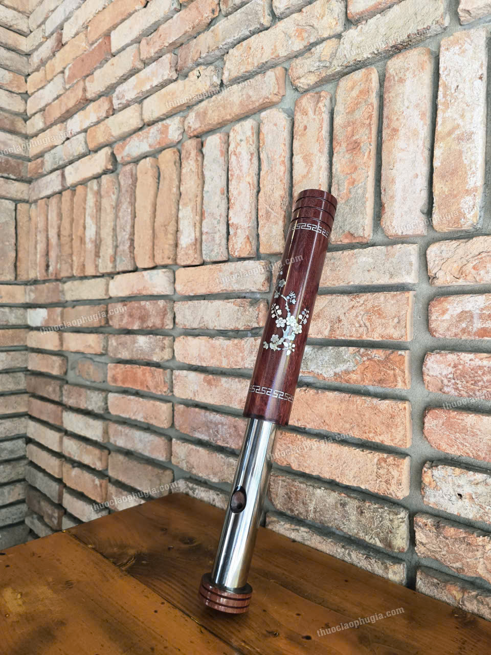 Điếu cày cẩm biến hình giấu nỏ BH18